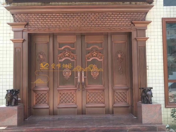 銅門定制廠家的高、低檔銅門有什么區(qū)別？