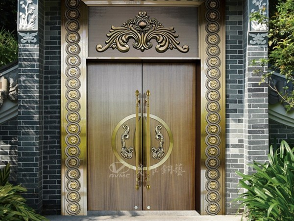 佛山銅門廠家建議我們購買別墅銅門的要點(diǎn)